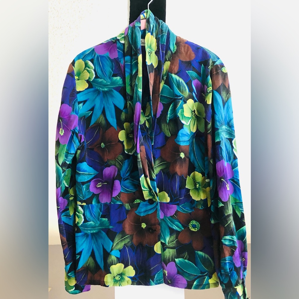 Dana Buchman flower print silk shirt
